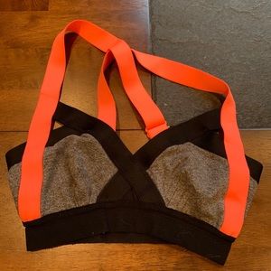 Aritzia Intimates & Sleepwear - Aritzia Sports Bra, Label says Community Aritzia Intimates & Sleepwear - Aritzia Sports Bra, Label says Community